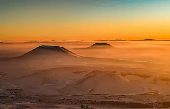 Dünyanın nazar boncuğunda gün batımı mest etti