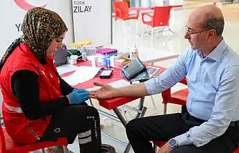 Herkes sıraya girdi, başkan da aralarındaydı: Konya'da dikkat çeken çağrı