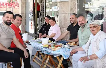 Ilgın Belediye Başkanı Ömer Apil esnafla bir araya geldi