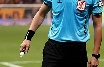 İlk maçta VAR'dan penaltı çalmıştı! O hakem 2'nci kez görevde