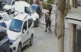 Karaman'da sokak ortasında silahlı saldırı: Baba ve üç oğlu vuruldu, bir kişi hayatını kaybetti!