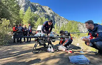 Konya AFAD ekipleri de bölgede! Mahsur kalanlara dronla erzak gönderildi