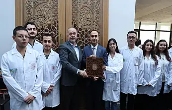 Konya ahşap zanaatı vitrine çıktı: Bakan Kacır projeleri tek tek inceledi
