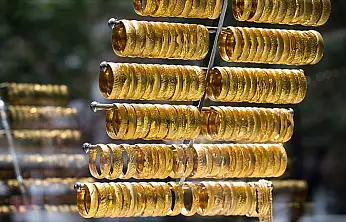 Konya altın piyasasında zirve günü: Çeyrek ve gram rekora yakın!