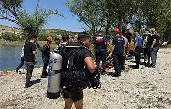 Konya'da Altınapa Barajı'nda feci ölüm! Yem teknesi hayatına mal oldu