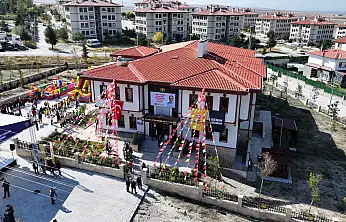 Konya'da 1,1 milyarlık yatırım hamlesi sürüyor: Altınekin Şehir Konağı dualarla açıldı