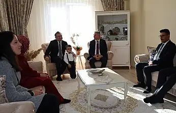 Konya'da 1. sınıf öğrencisi Hasan Efe'ye karne gününde sürpriz!