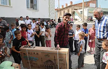 Konya'da 13 bin çocuğa bisiklet sevinci