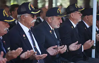 Konya'da 15 Temmuz ruhu şehitlikte başladı