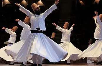 Konya'da 26 yıllık semazen fark etti, terzi oldu: Tennure, zikrin ilk mutfağıdır