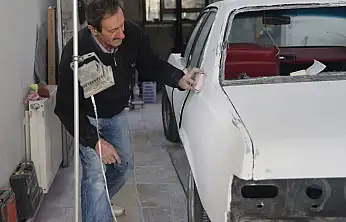 Konya'da 42 yıllık tutku: Amerikan klasiklerini geleceğe kazandırıyor