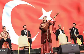 Konya'da 60. Konya Âşıklar Bayramı coşkulu kapanışla tamamlandı