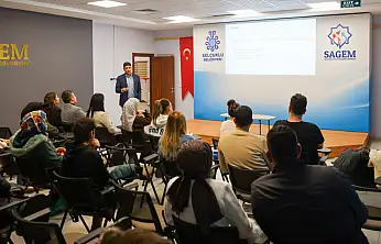 Konya'da  ailelere 'Akran zorbalığı ile mücadele' eğitimi