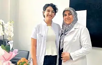 Konya'da anne-kız aynı çatı altında sağlık hizmeti veriyor