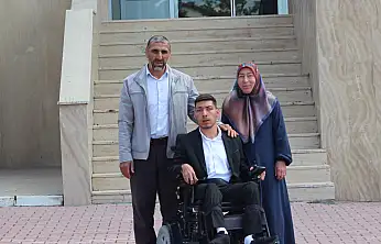 Konya'da azmin hikayesi: Tekerlekli sandalyeden mezuniyet kürsüsüne