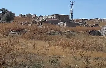 Konya'da Bir Hayalet Köy: Ne Bir Işık Yanıyor Ne Bir Ses Var