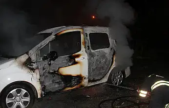 Konya'da bir şahıs aracını ateşe verdi: Sebebi şaşırttı