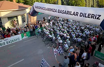 Konya'da büyük heyecan! Minik pedallar Olimpiyat Parkı'nda fırtına gibi esti