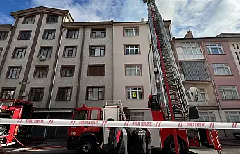 Konya'da çatı yangını korkuttu: Alevler paniğe neden oldu