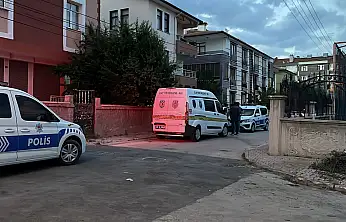 Konya'da dehşet: Tartıştığı karısını boynundan bıçaklayıp kaçtı!