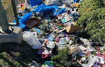 Konya'da dere kenarı çöp deposu oldu, yol sorunu çözüm bekliyor!