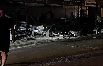 Konya'da feci kaza kamerada: 6 kişi hastaneye kaldırıldı