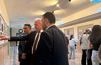 Konya'da genç gazetecilerin objektifinden yansıyan kareler sergilendi