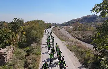 Konya'da gençler sürdürülebilir ulaşım için pedal çevirdi