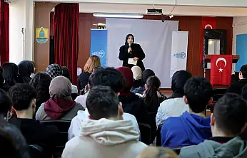 Konya'da gençlere yol haritası: Geleceğe güvenli adımlar atılıyor