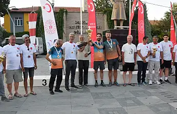 Konya'da gökyüzü şampiyonları ödüllerini aldı