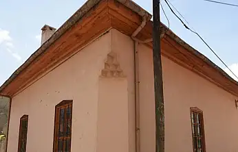 Konya'da herkes önünden geçiyor ama kimse tarihini bilmiyor: O caminin yapımını çok az kişi hatırlar!