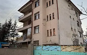 Konya'da ihbara giden polislere silahlı saldırı: Evde yangın çıktı