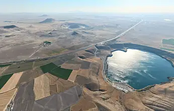 Konya'da iki doğa harikası aynı karede! Gören bir daha baktı