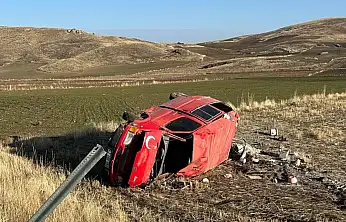 Konya'da işçi minibüsü şarampole devrildi: 6 yaralı