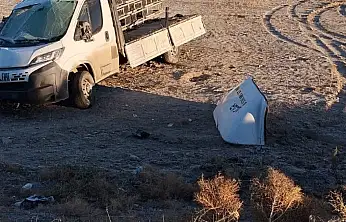 Konya'da kamyonet şarampole devrildi: 1 yaralı