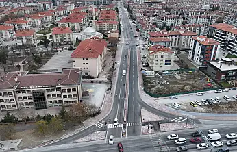 Konya'da Karatay Belediyesi'nden ulaşımı rahatlatan asfalt çalışması