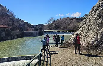 Konya'da kış ortasında bahar yaşandı, vatandaş keyfini böyle çıkardı