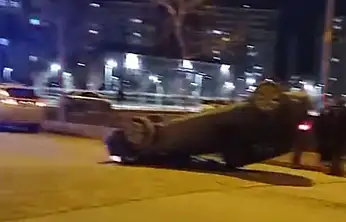 Konya'da kontrolden çıkan otomobil ters döndü: 2 yaralı