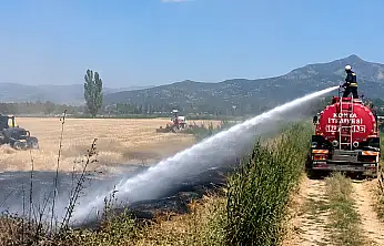 Konya'da korku dolu anlar: Alevler evlere yaklaştı!