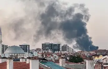 Konya'da korkutan yangın: Zamanla yarışıyorlar!
