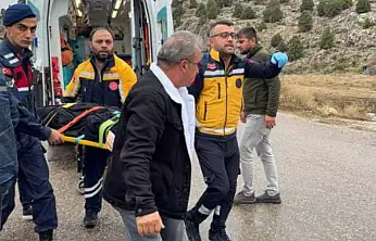 Konya'da otomobil şarampole yuvarlandı: çok sayıda yaralı var!