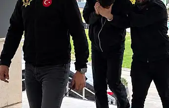 Konya'da polisten kaçamadılar: Çanta astarından hap, evden kilo kilo uyuşturucu çıktı