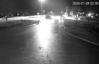 Konya'da şeker fabrikası kavşağında kaza: 4 kişi yaralı