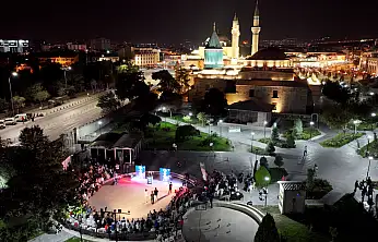 Konya'da şiir şöleni başlıyor! Şairler Mevlânâ'nın huzurunda buluşacak