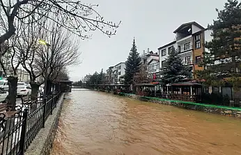 Konya'da sular yükseldi, araziler su altında kaldı
