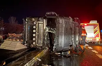 Konya'da TIR ve otomobil çarpıştı: Bir yaralı!