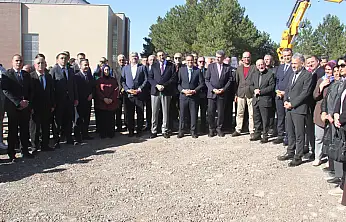 Konya'da yaşlılar için yeni merkez yükseliyor! Temeli dualarla atıldı