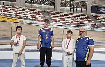 Konya'da yetişti, dünyayı gözüne kestirdi