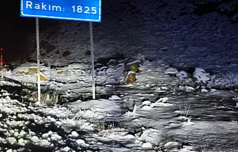 Konya'da yola çıkanlar dikkat: Kritik noktada kar yağışı etkili oluyor!