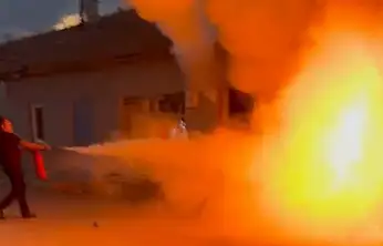 Konya'da yürekler ağza geldi: Cami imamı alevlere koştu!
